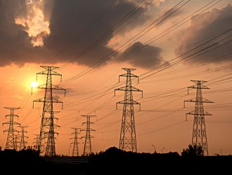 国家电网辛保安提四个“全力”支持新疆电网发展