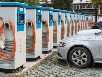 新能源汽车+充电网助力碳中和 政策加持抬升充电行业市场空间