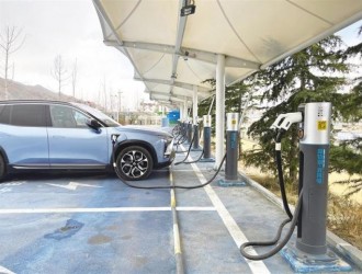 新能源汽车销量激增，为何充电桩却困在“冬天”里？