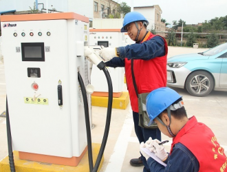国网庆阳供电公司：充电桩巡检为绿色出行添